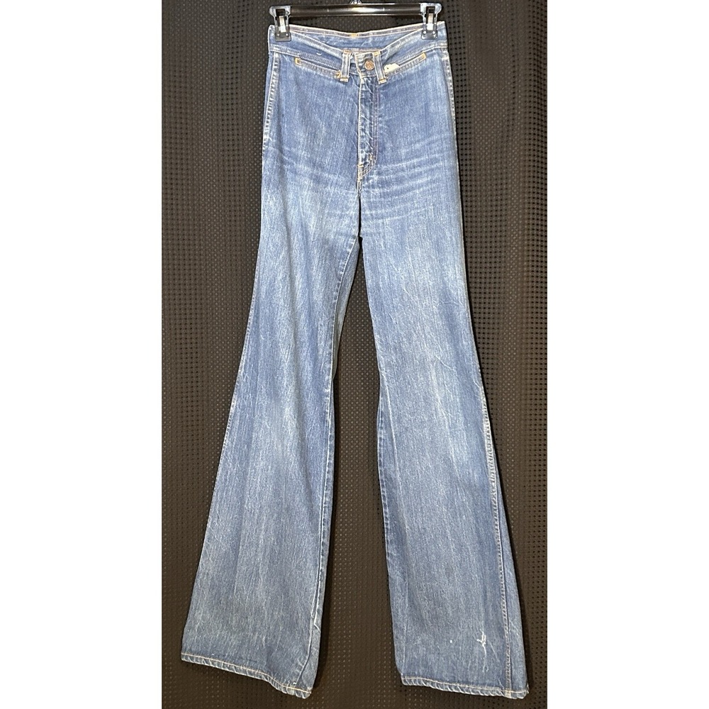 Vintage OGGI Medium Wash Blue Denim Bellbottom Jeans Size 25 Long
